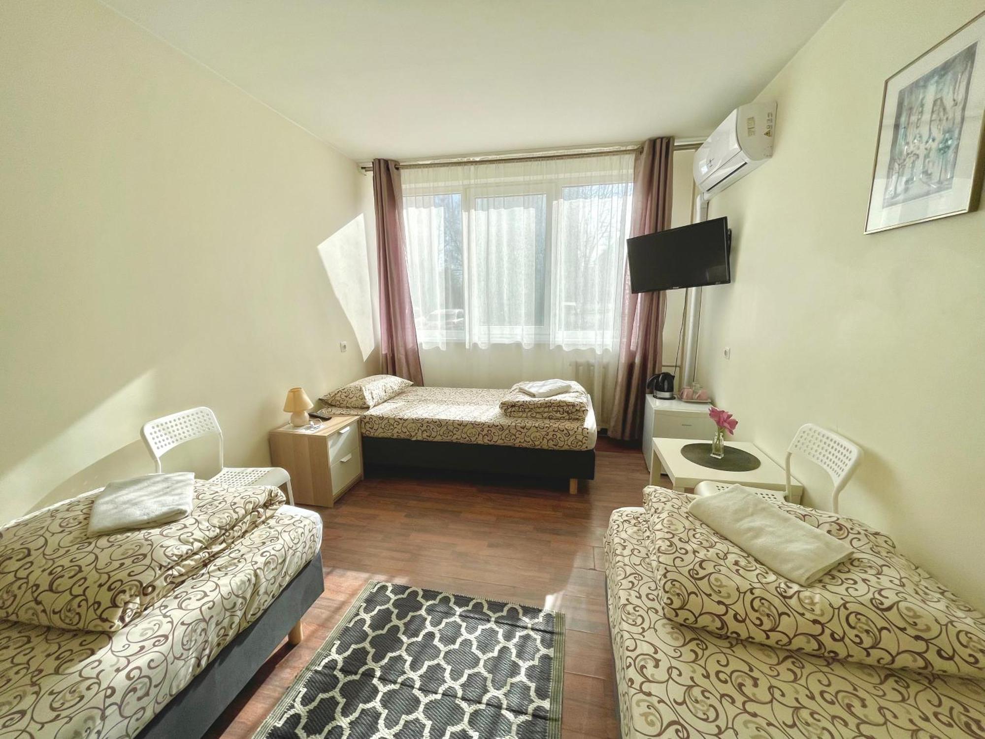 Savan House "Easy Kaunas" Luaran gambar