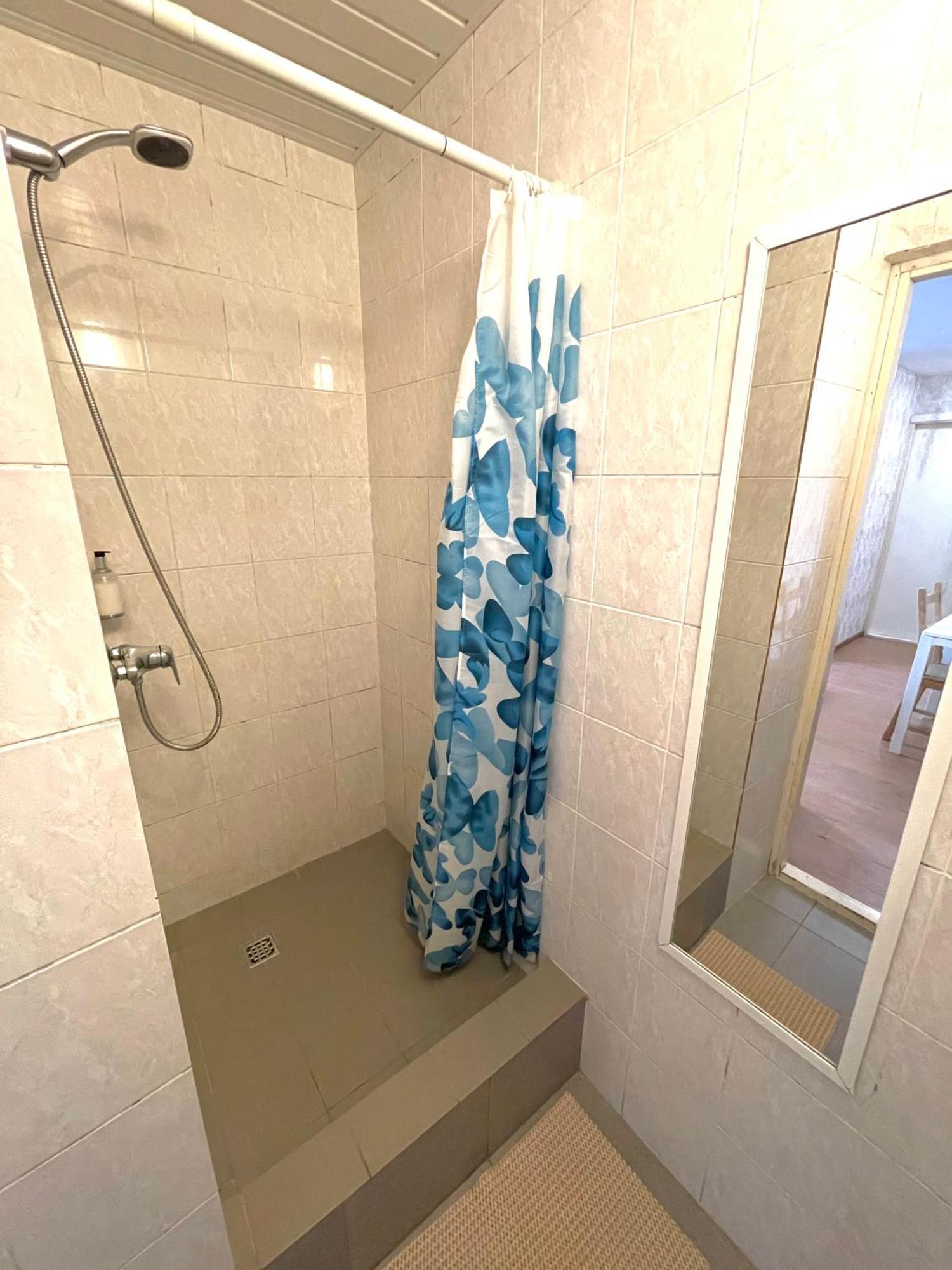 Savan House "Easy Kaunas" Luaran gambar