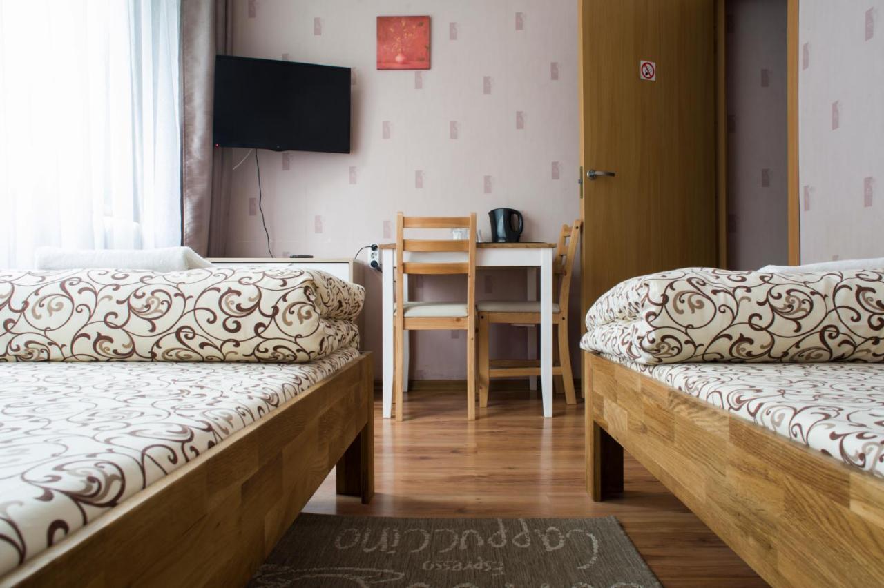 Savan House "Easy Kaunas" Luaran gambar